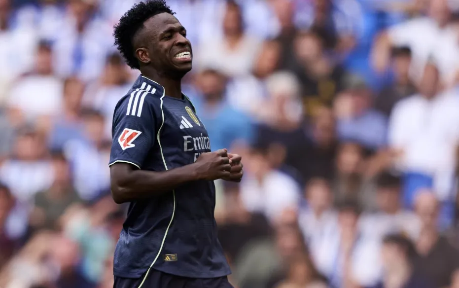 The Contract Stalemate: Money, Prestige, and Power