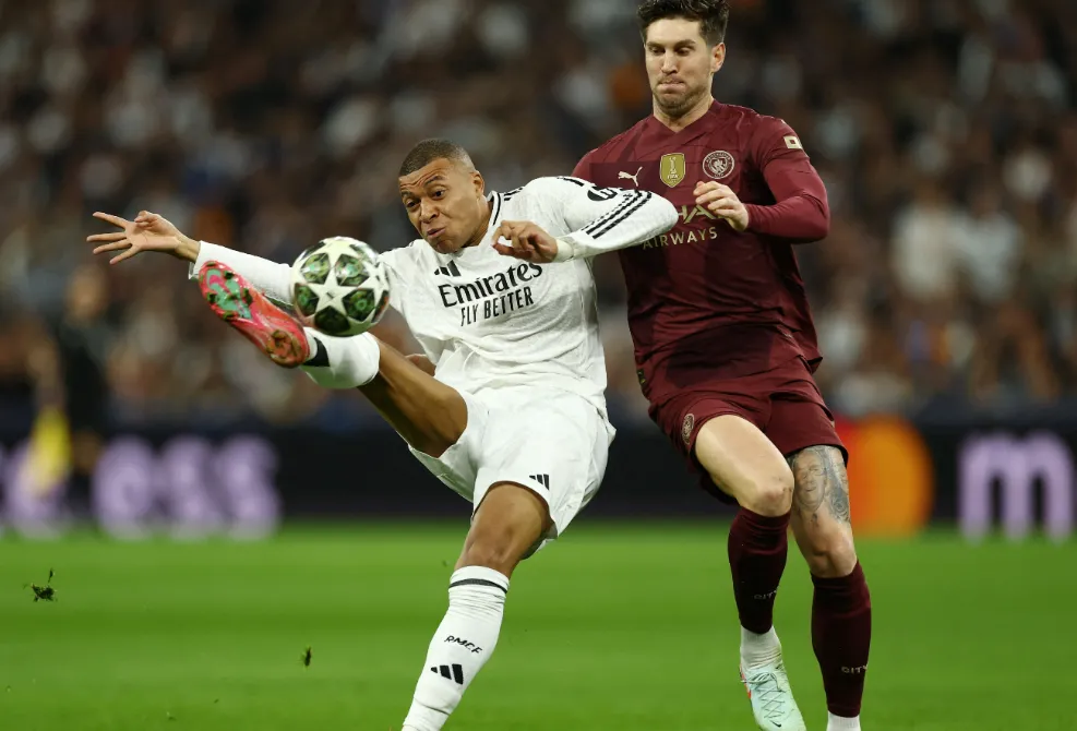 The Xabi Alonso Perspective: Managing a Galactico