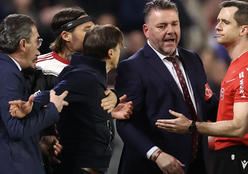 The Final Straw: Valencia Defeat