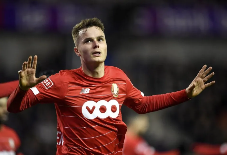 Early Promise at Inter Milan and PSV Eindhoven